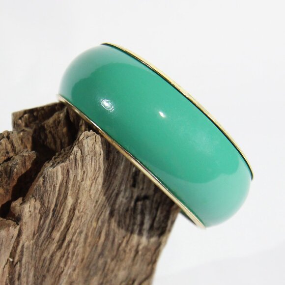 Vintage Green and Gold Tone Bangle Bracelet - Picture 5 of 5